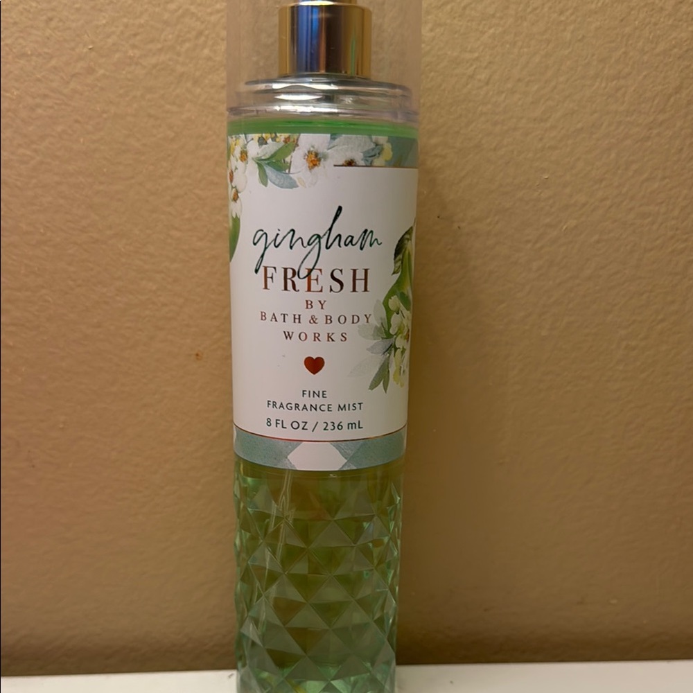Bath & Body Works Gingham Fresh Fragrance Mist - Green